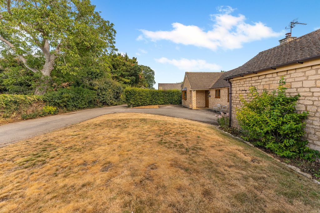 Horn Hill Road Adderbury